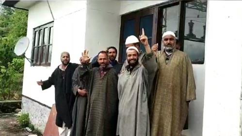 Langate villagers lock down receiving station to protest against pesky power cuts