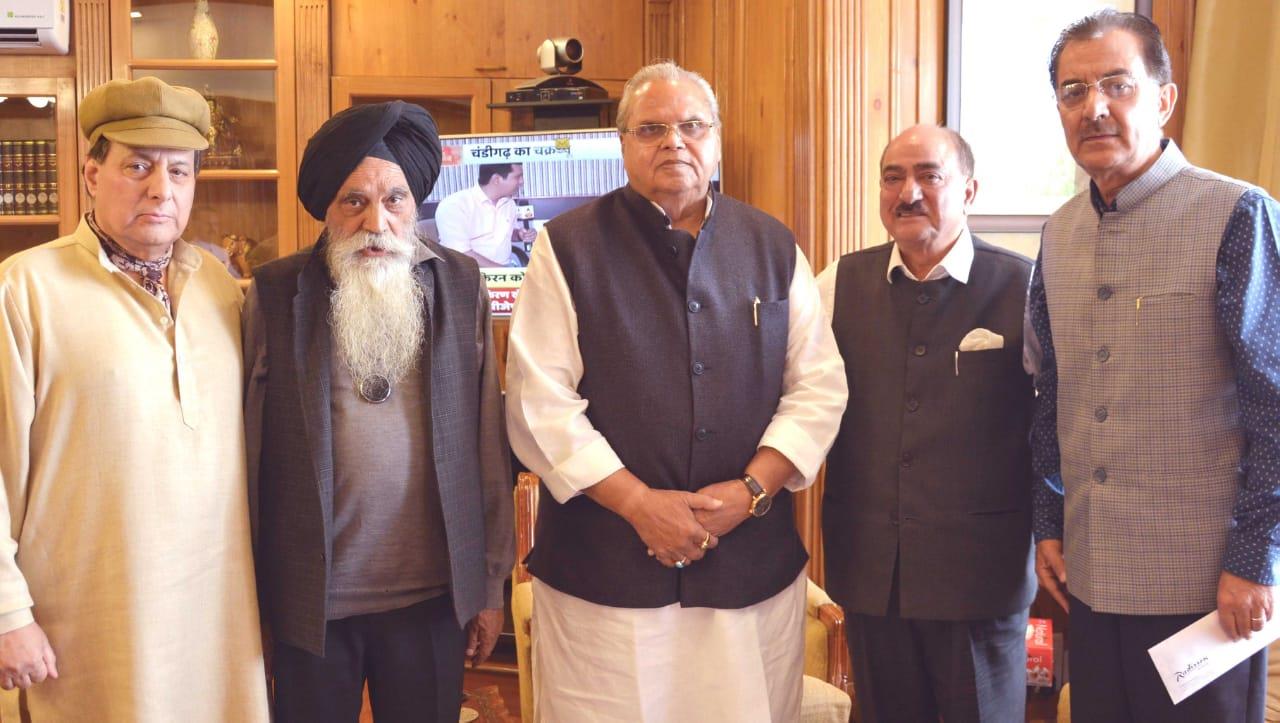 Chaya led JK Hoteliers Club meet Governor