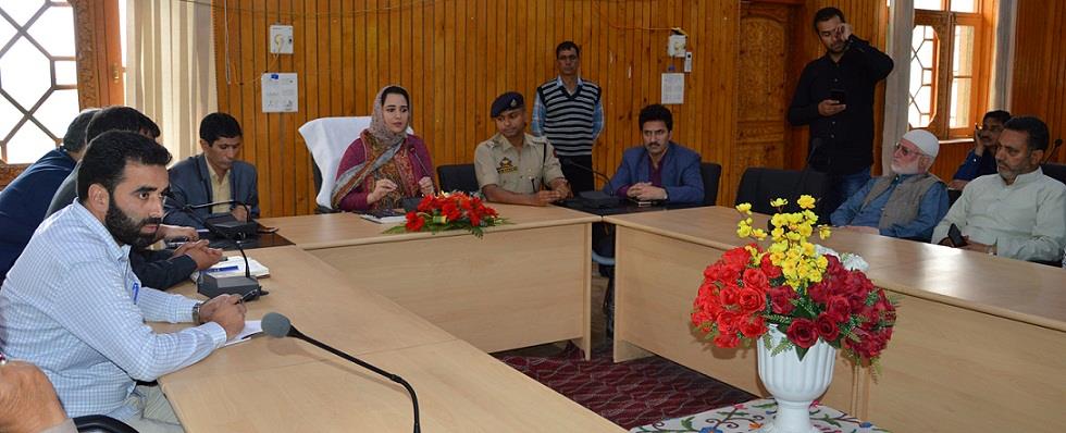 DC Budgam chairs Shia-Sunni Coordination Committee meet