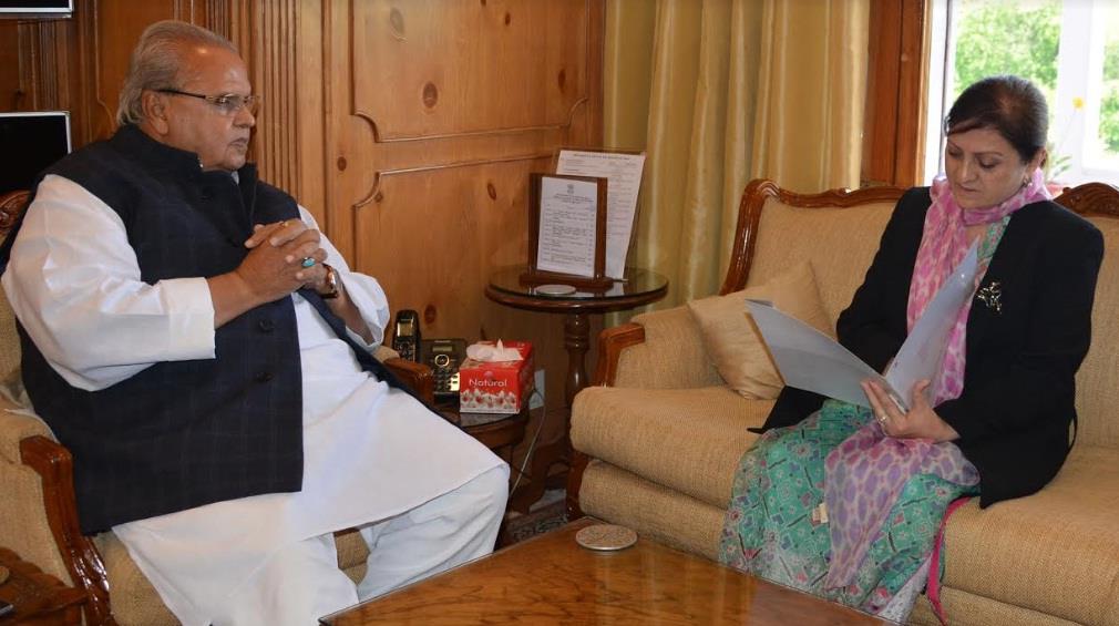 Shameema Firdous calls on governor, demands prompt action in Sumbal incident
