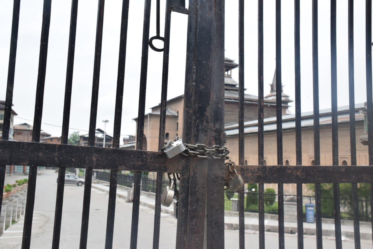 Hurriyat (M) denounces curbs in Downtown