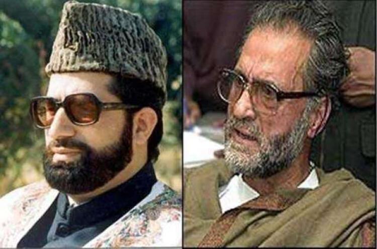 Socio-political activist Asif Zargar pays tributes to Mirwaiz Farooq, Lone