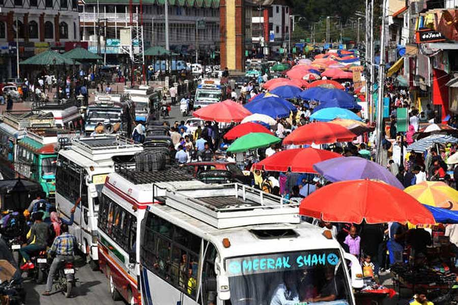 Traffic chaos ahead of Eid hits business; KEA seeks Guv’s intervention