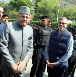 Dr. Farooq, Omar greet people on eve of Shab-e-Qadar