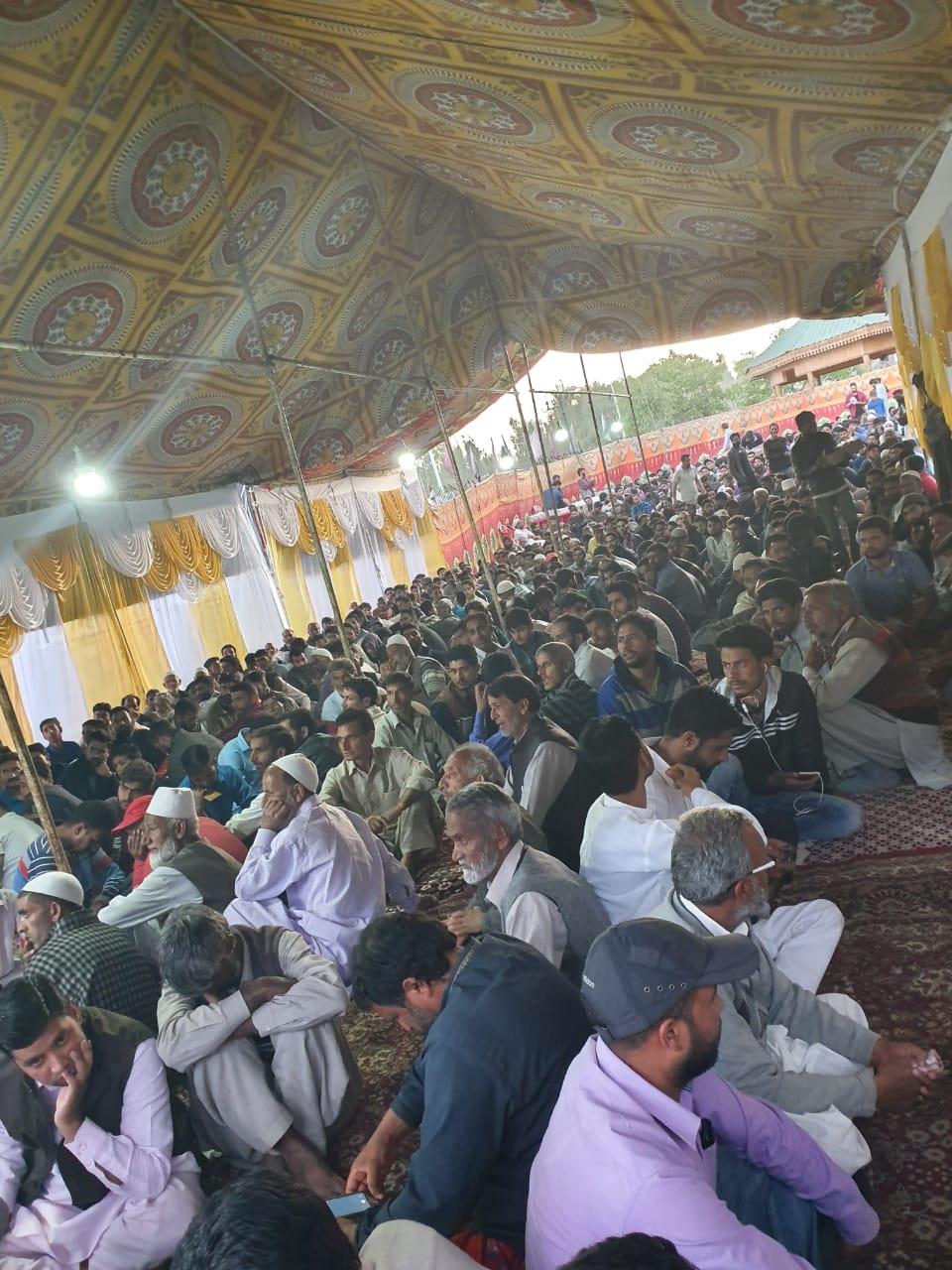 Shabir Mir hosts Iftaar for PDP workers