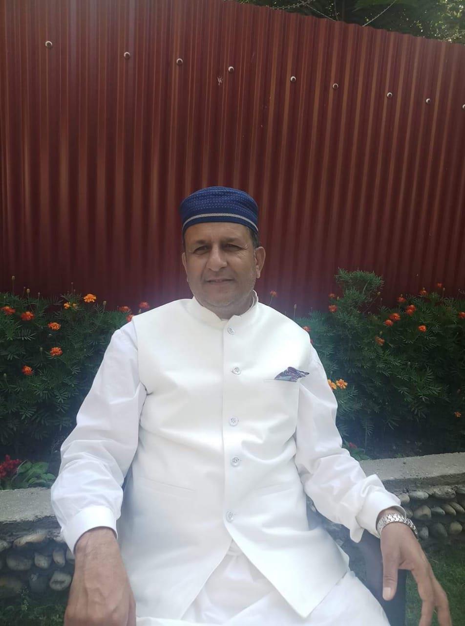 Farooq Mir greets people on Eid