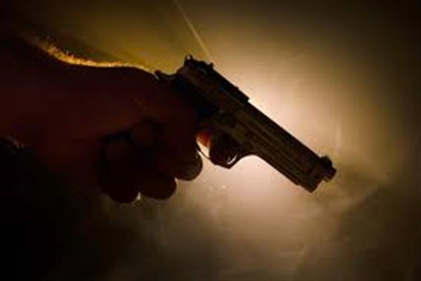 Lady killed, another civilian wounded in Pulwama