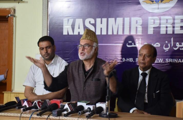 BJP has no workers in JK, but only agents: Muzaffar Shah