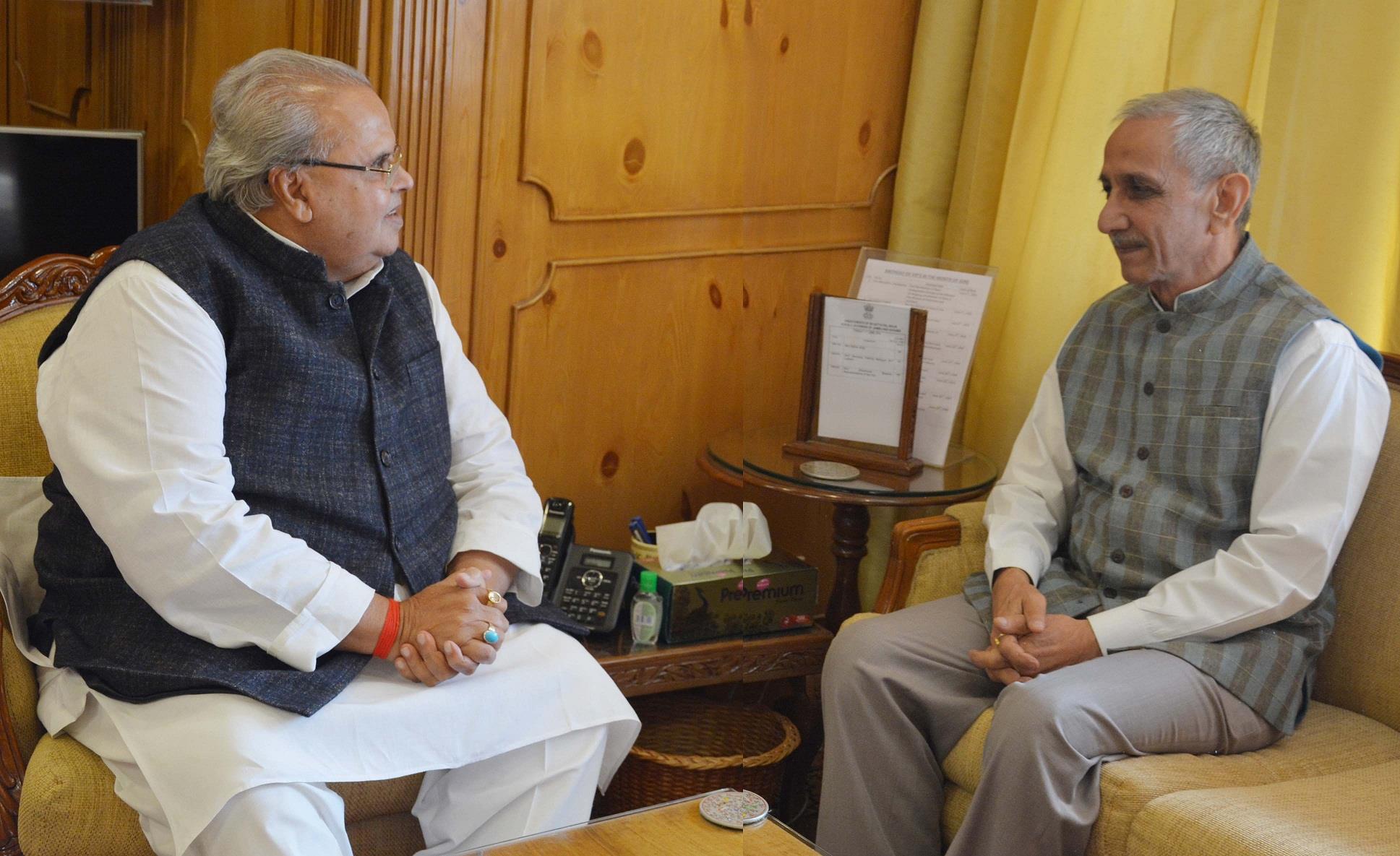 Dineshwar Sharma meets Governor