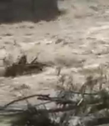 Flash floods damage bridge on Ferozpora nallah in Tangmarg, several Pattan villages inundated