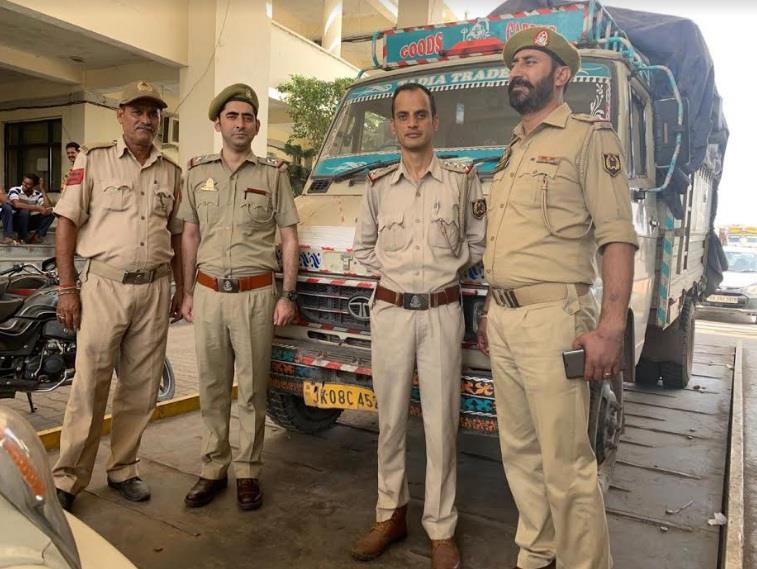 Attempt to evade toll on cement foiled at minor posts of Toll Post Lakhanpur