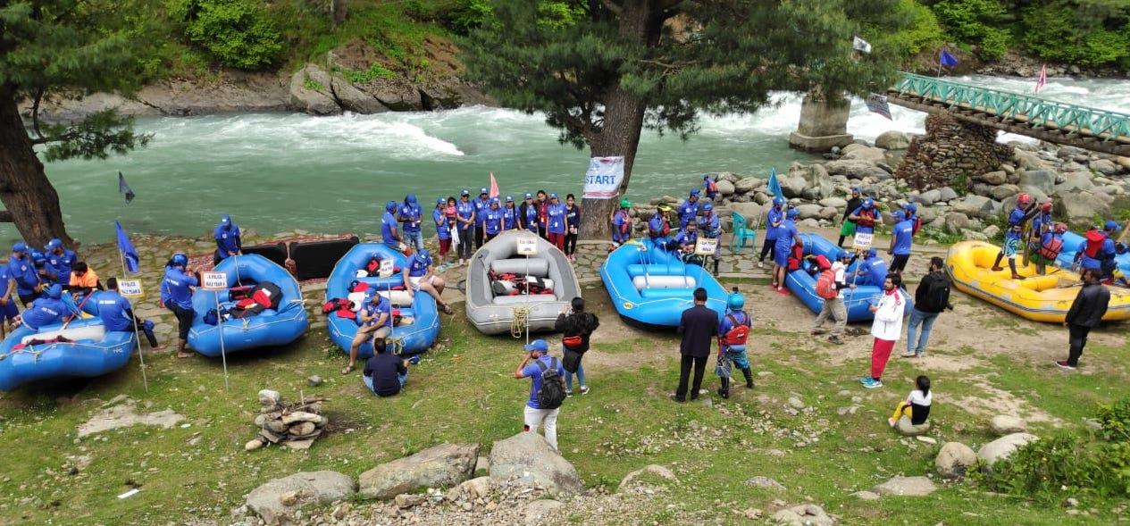 3-day Rouf Memorial State Rafting championship begins at Pahalgam