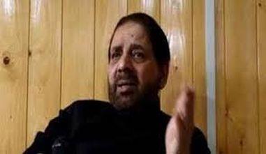 Hakeem Yaseen reviews arrangements for Urs of Syed Saleh, Khansahib