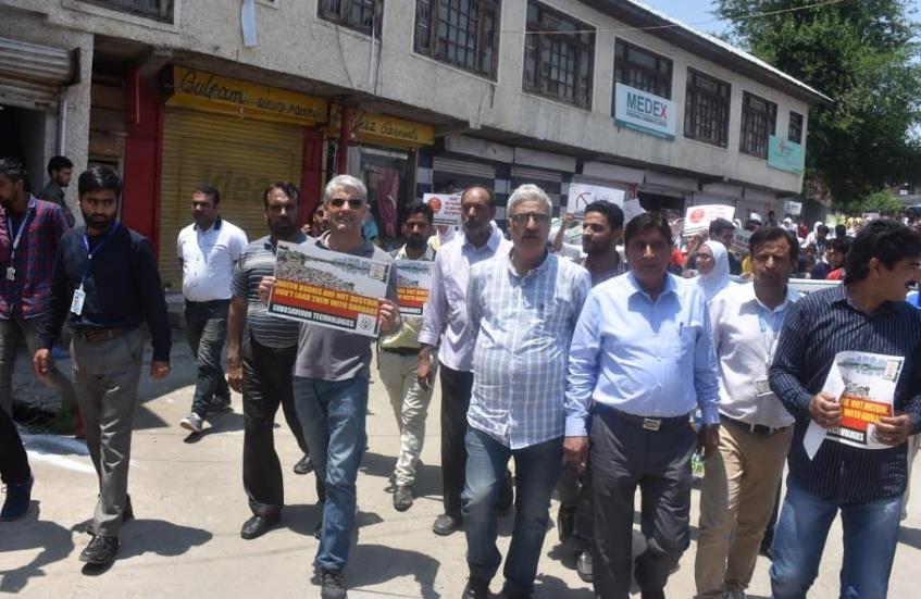 SMC in collaboration with IEC partners Envosaviours organizes event at Lal Bazaar
