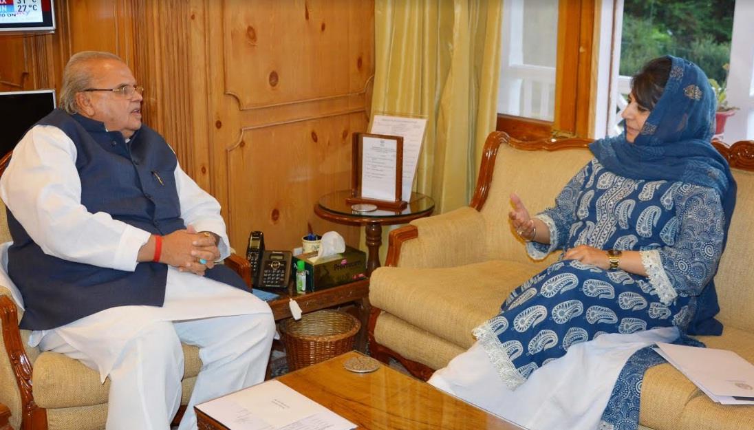 Mehbooba Mufti meets Governor