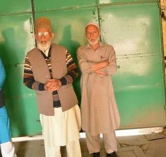 Geelani disallowed to attend function at KU