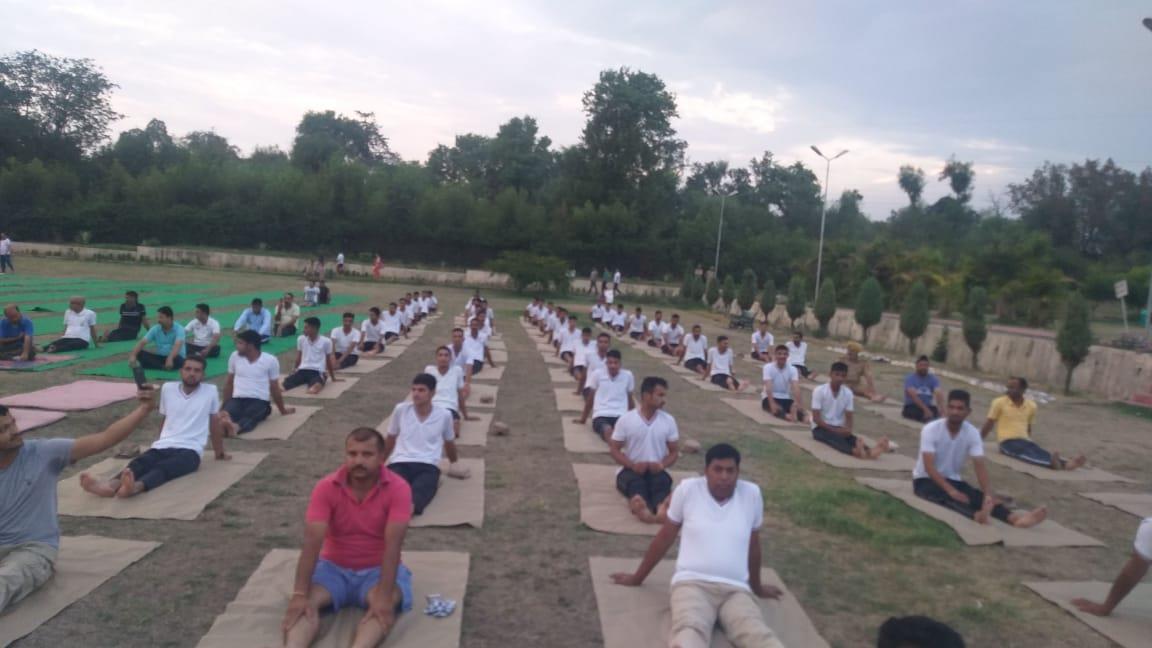 J&K Police celebrates 5th International Yoga Day