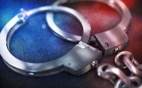 02 drug peddlers held in Banihal with prescription drugs, charas