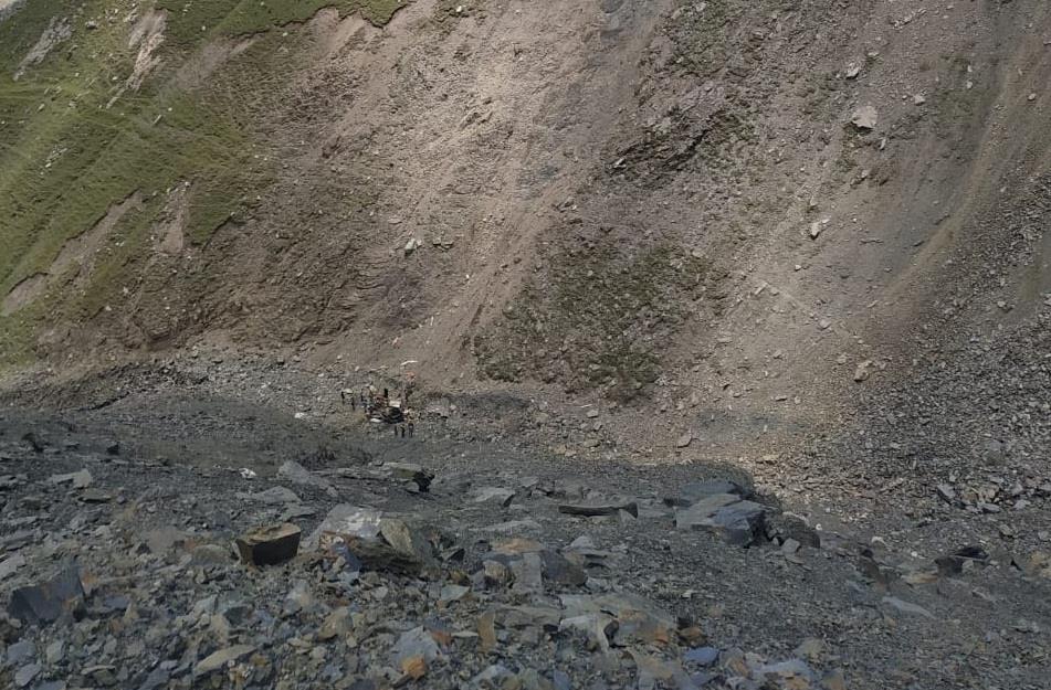 Four dead, seven wounded as vehicle falls in deep gorge in Shopian