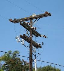 Lineman falls from electric pole in Handwara, hospitalized