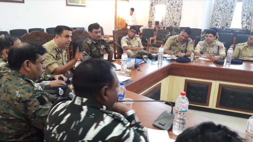 IGP Kashmir reviews security arrangements for Amarnath Yatra