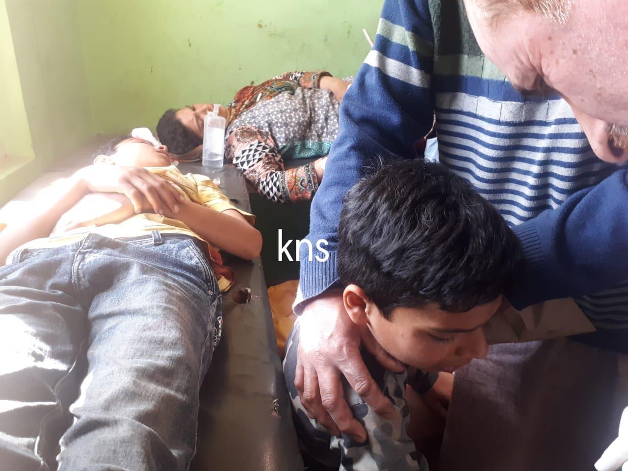 Street dog goes on a rampage, bites 4 people in Handwara