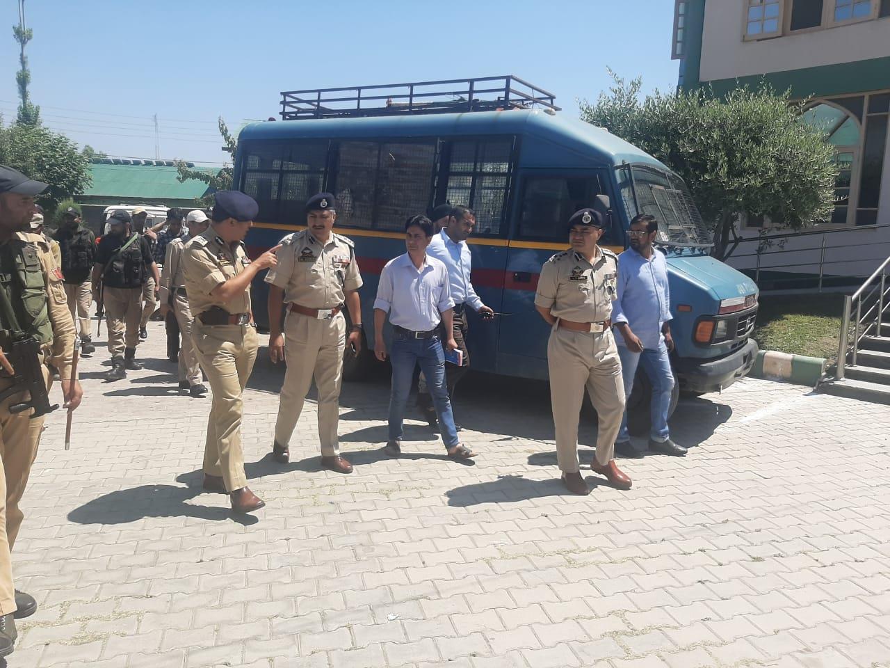 IGP Kashmir reviews arrangements at Hajj House