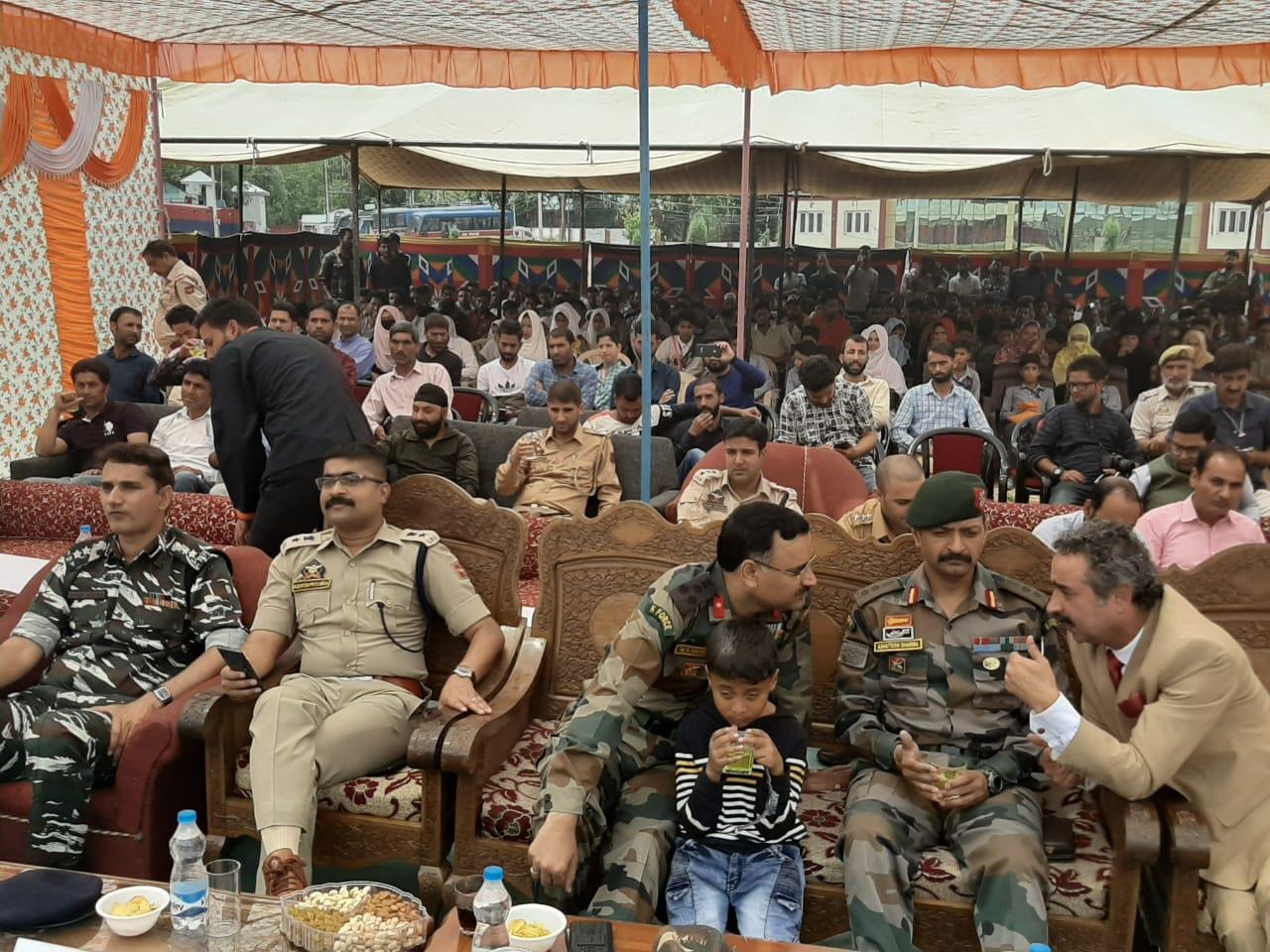 Talent hunt programme ‘Choona Hai Aasman’ held in Handwara