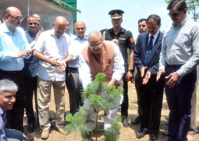 Governor launches ‘Green J&K Drive’