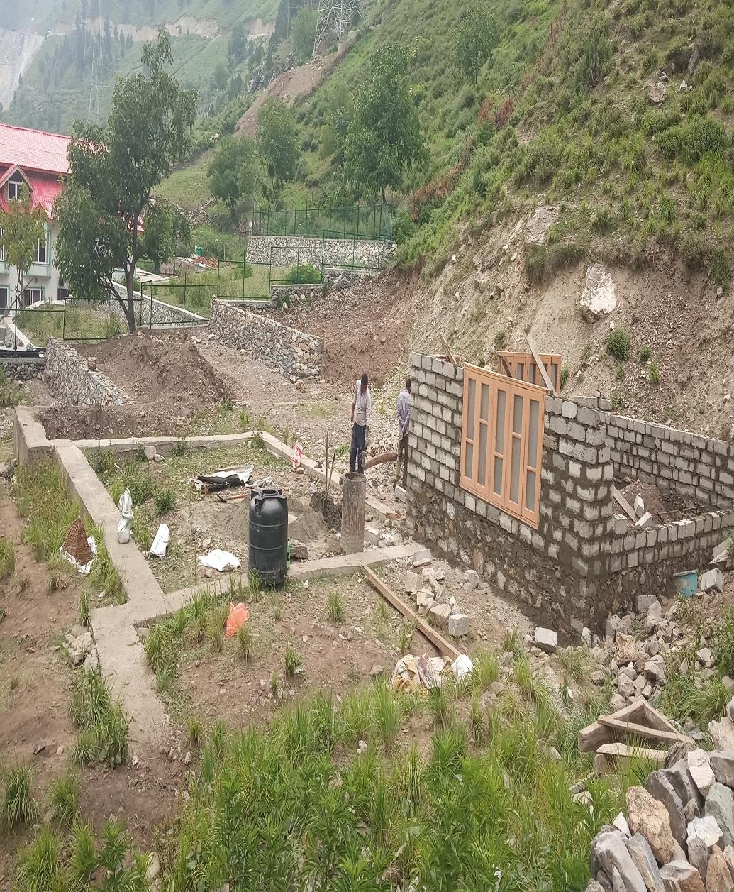 Illegal construction on state land goes unabated in Kangan, officials in slumber