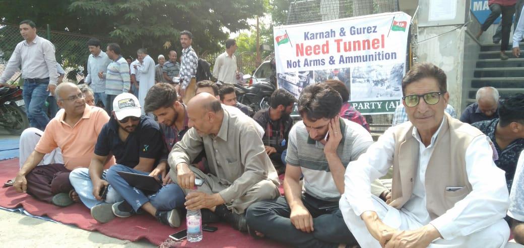 PUF sit-in seeking tunnel for Karnah, Gurez enters second day