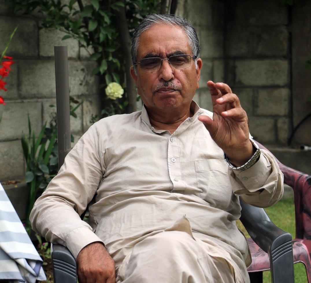 G H Mir pays tributes to 1931 martyrs