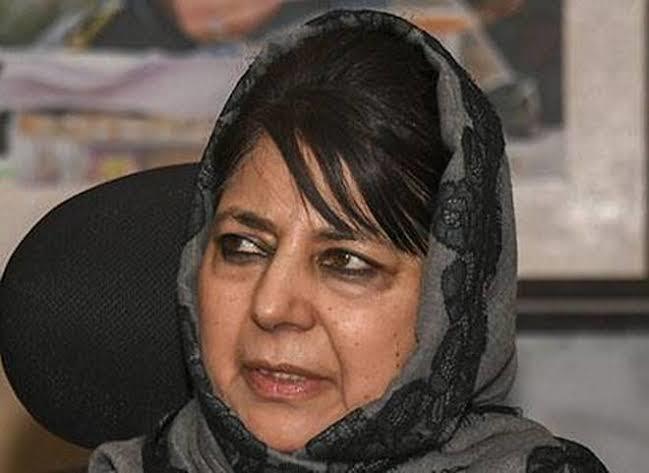 Mehbooba pays homage to July 13 martyrs