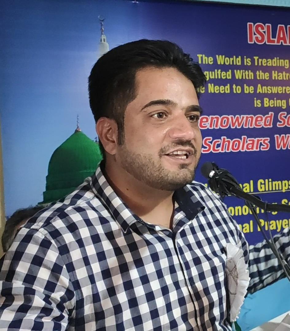 Inam Un Nabi salutes July 13 martyrs