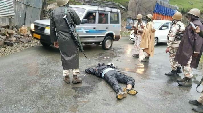 Two non locals bikers killed in Ganderbal road accident