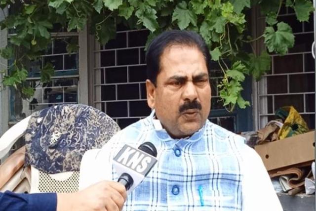 Gear up for assembly elections: Amin Bhat to party workers