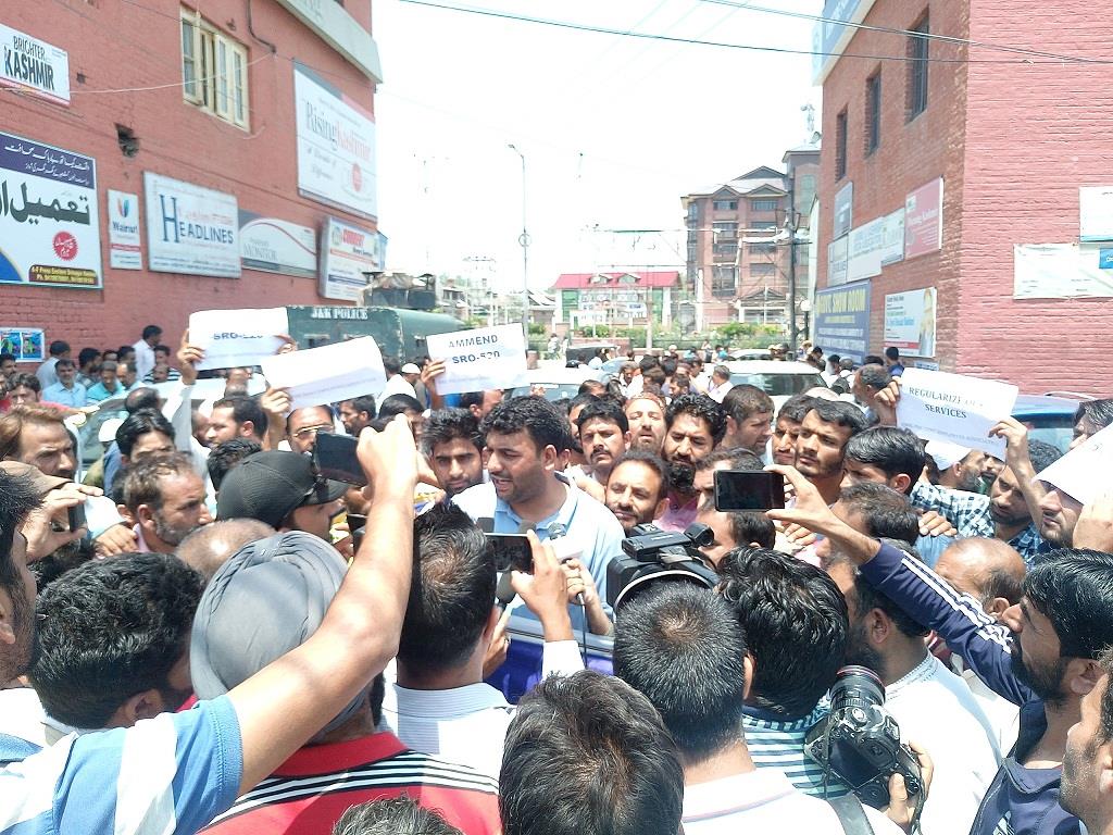 PHE daily wagers protest against delay in wages
