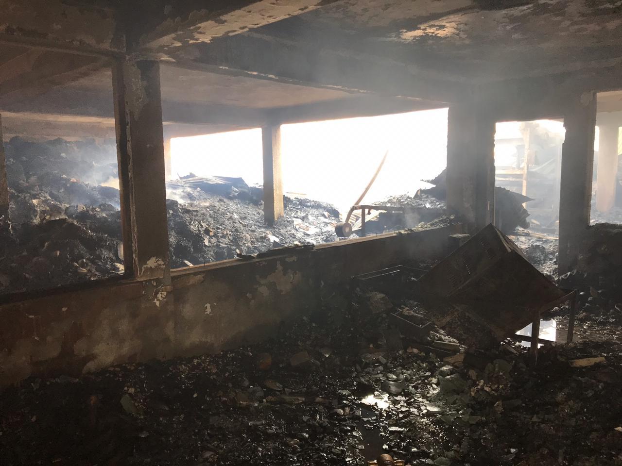 Cardboard box manufacturing unit gutted in Khunmoh