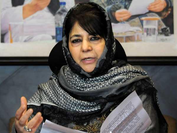 Mehbooba dissolves PDP’s Khansahib Zone Committee