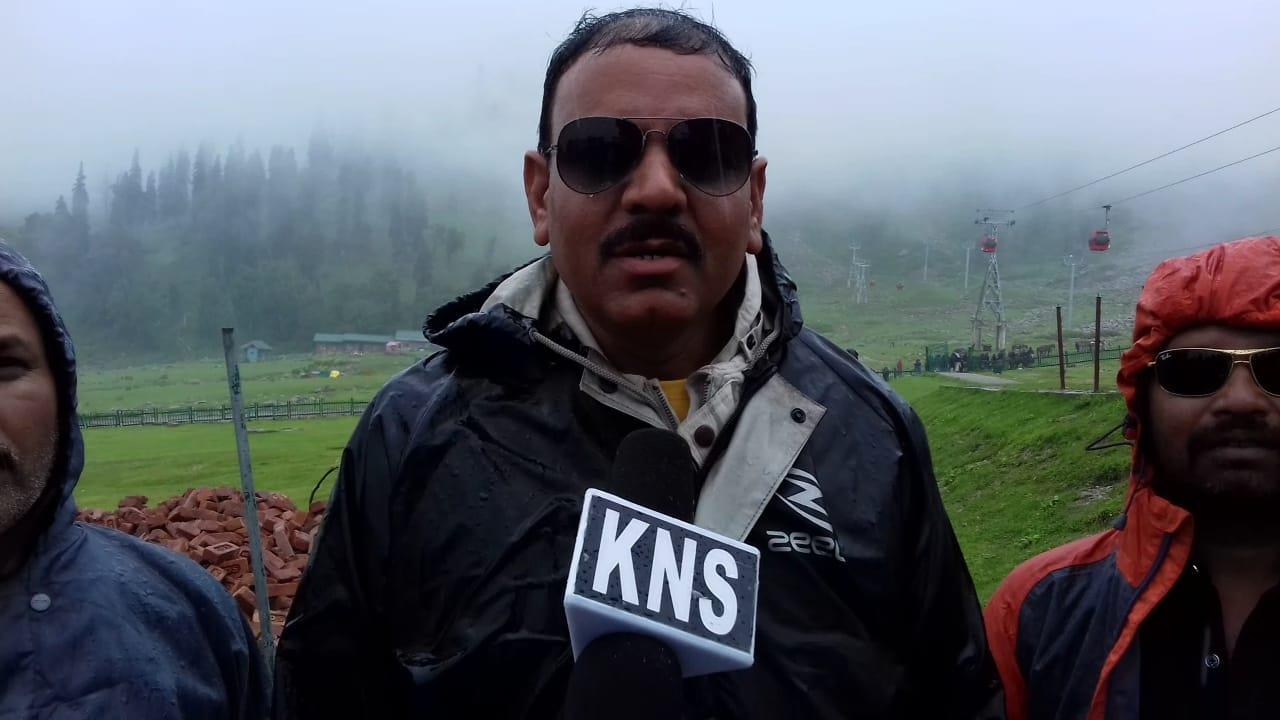 Lack of toilet at first phase of Gandola leave tourists to suffer