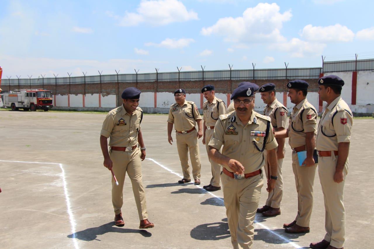 DGP reviews law & order, security scenario of south Kashmir
