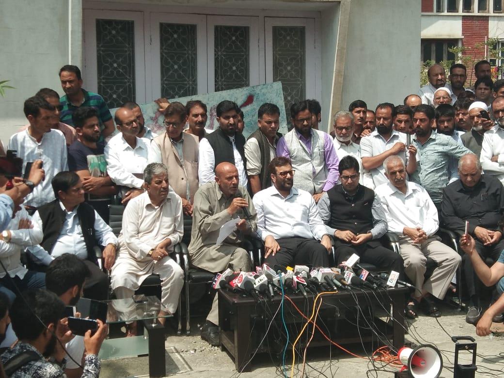 PUF kick starts signature campaign to protect Article 35-A, 370, against delimitation