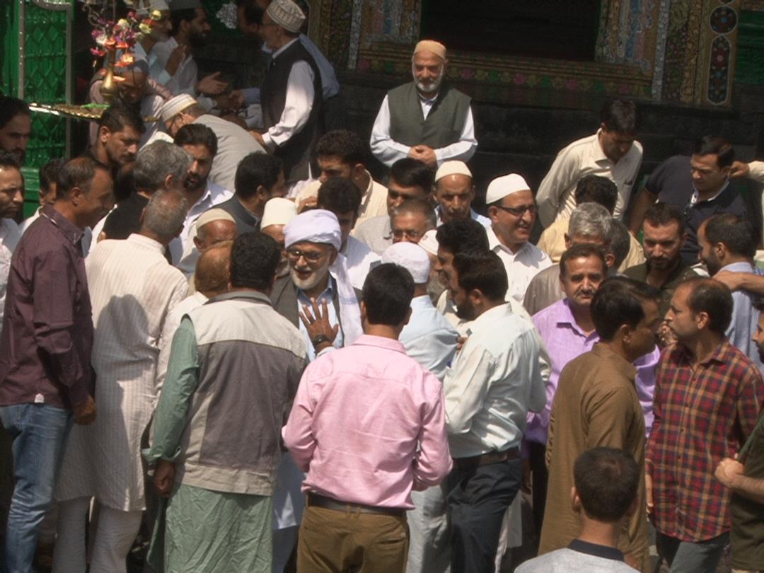 Sagar visits Khanqa e Moala, takes stock of Urs arrangements