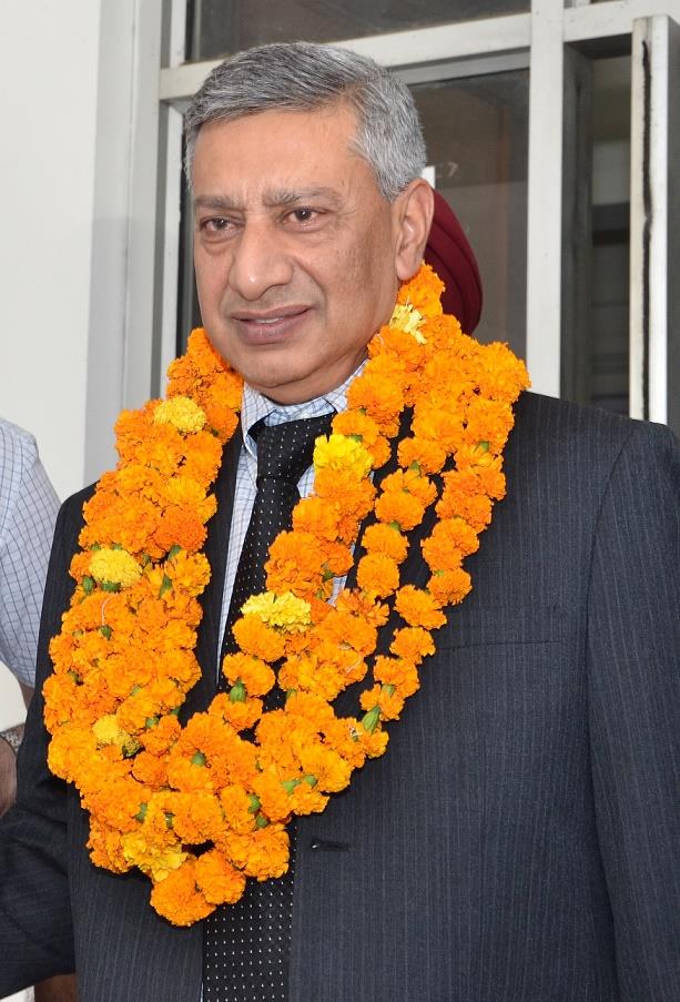 Dr S P Vaid accorded warm send off
