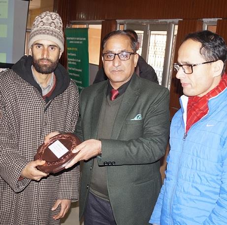 Horticulture Kashmir organises orchardists’ conference