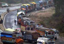 Fresh landslides once again closes Sgr-Jammu national highway