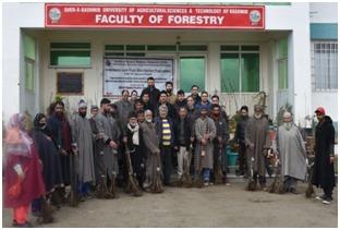 SKUAST conducts plant distribution programme