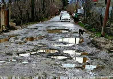 Ramhal Handwara road in shambles, authorities unmoved