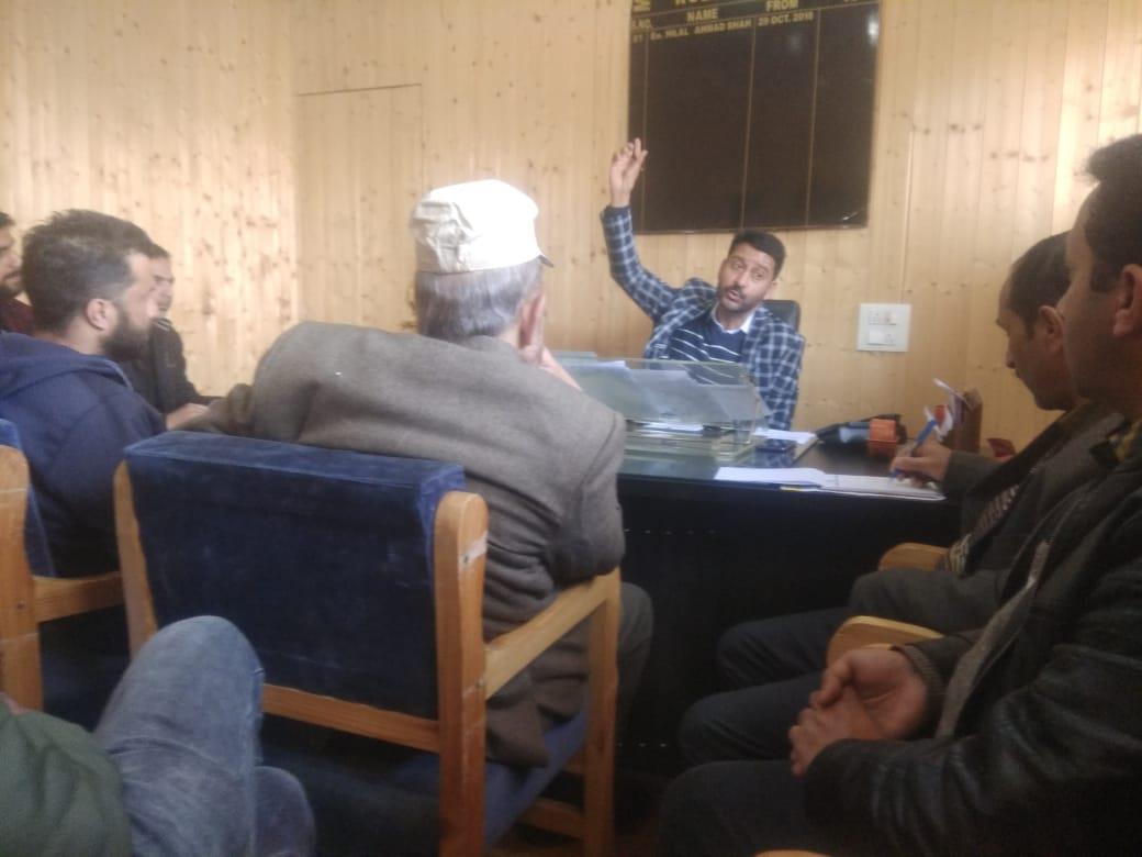 President MC Anantnag chairs Emergency meeting of council members