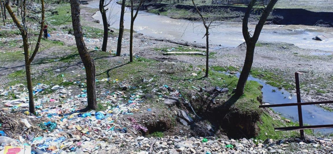 Nallah Talri - turned into garbage dumping site Authorities unmoved